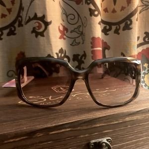 NWT Solargenic Women’s Fashion Sunglasses